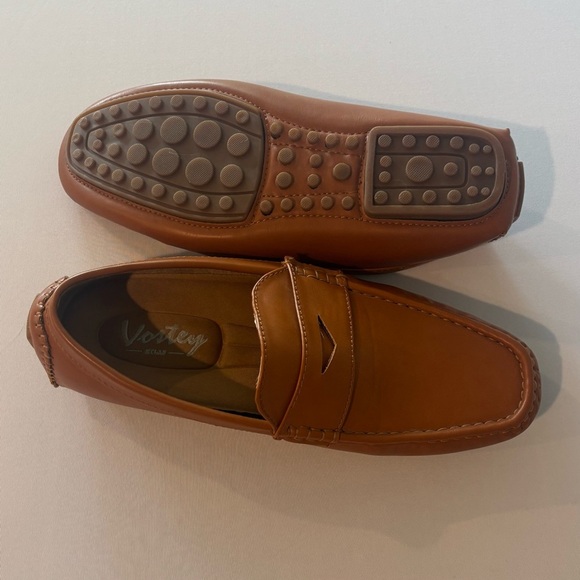VOSTEY Men’s Brown Slip On Loafers Like New Size 8 or Women’s Size 9/9.5 - Picture 9 of 11